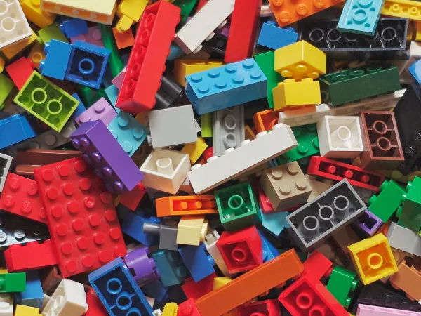 Bunte Lego-Steine